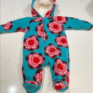 Old Navy floral bunting suit 0-3mo